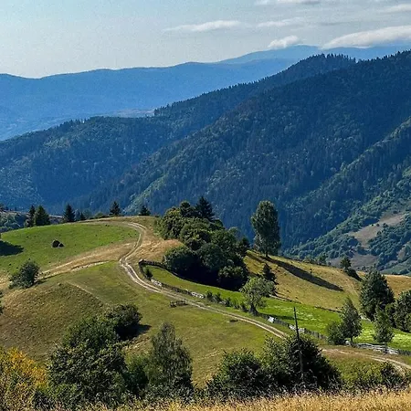 Casa vacanze Between Mountains