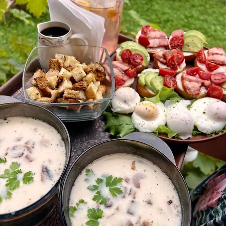 Between Mountains Casa vacanze