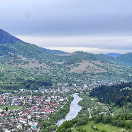 Casa vacanze Between Mountains Mizhhirya (Transcarpathia)