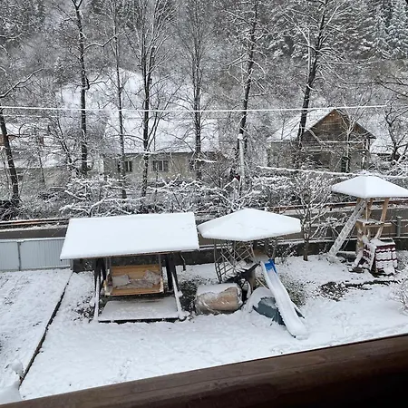 Casa vacanze Between Mountains