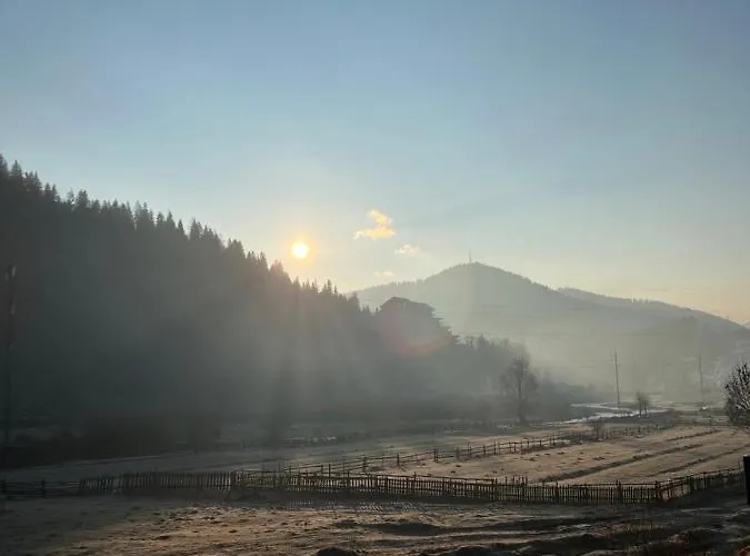 Between Mountains * Mizhhirya (Transcarpathia)