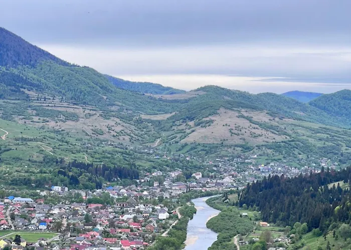 Сasa de vacaciones Between Mountains Mizhhirya (Transcarpathia)